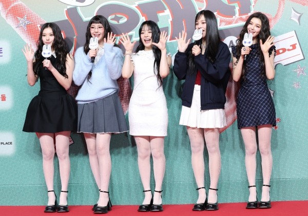 뉴진스 멤버 부모들 하이브와 분쟁 입장 대변 위해 직